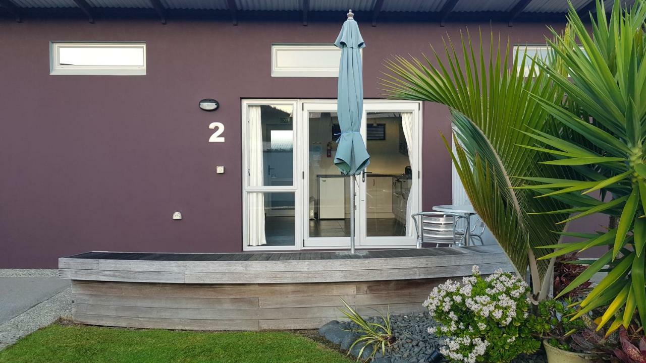 Pipinui Motel Whangamata Zewnętrze zdjęcie