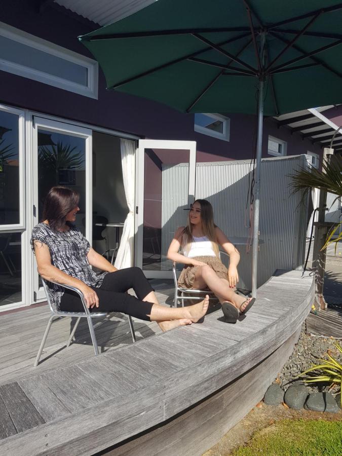 Pipinui Motel Whangamata Zewnętrze zdjęcie